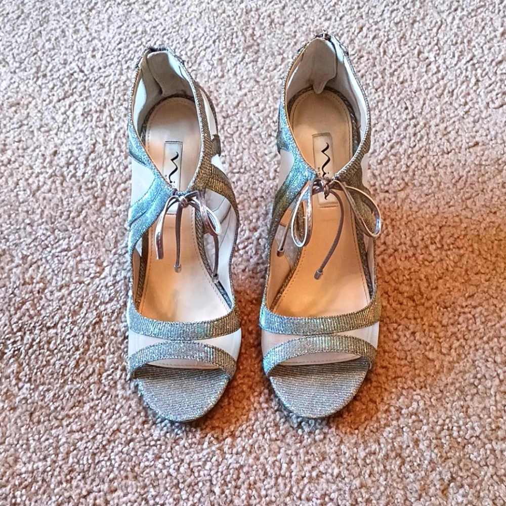 Nina dress zipper heels size 8